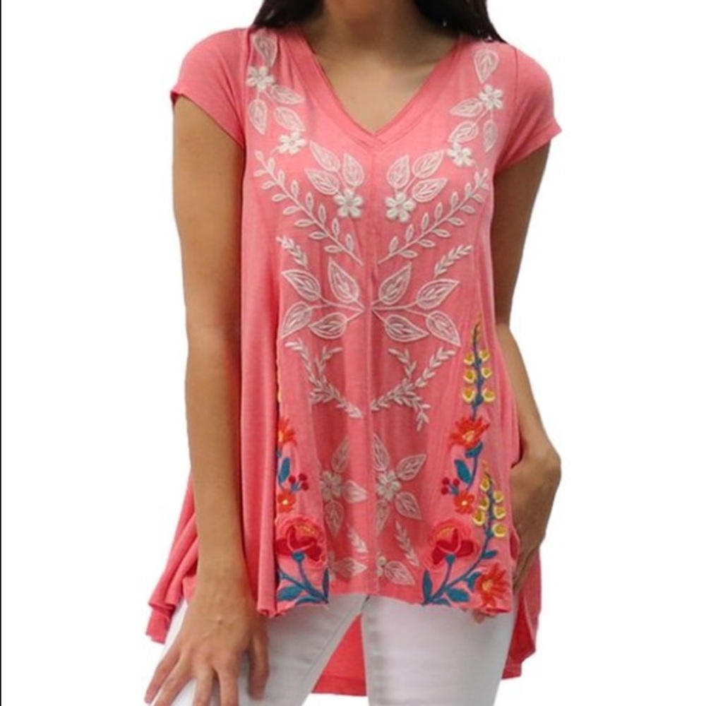 Caite Embroidered Top/Tunic Size Large